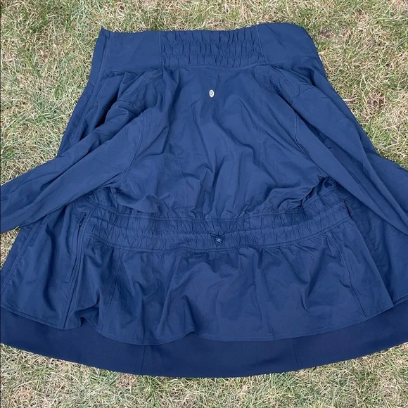 Lululemon Jacket - Picture 4 of 7